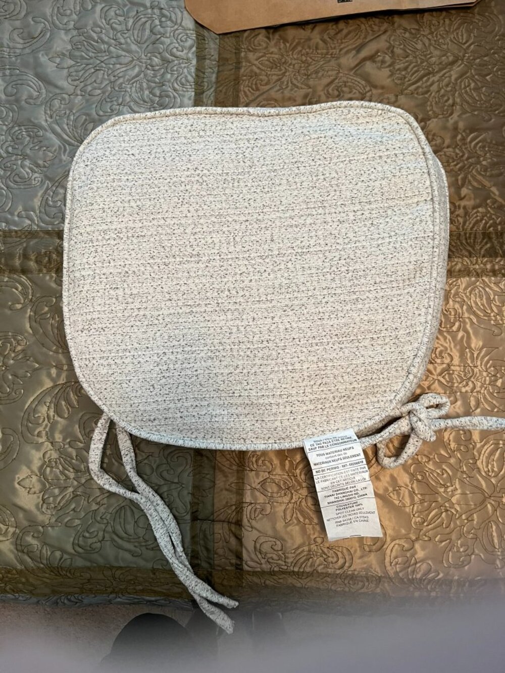 NEW - AVA Luxury Chair Pad Cushion